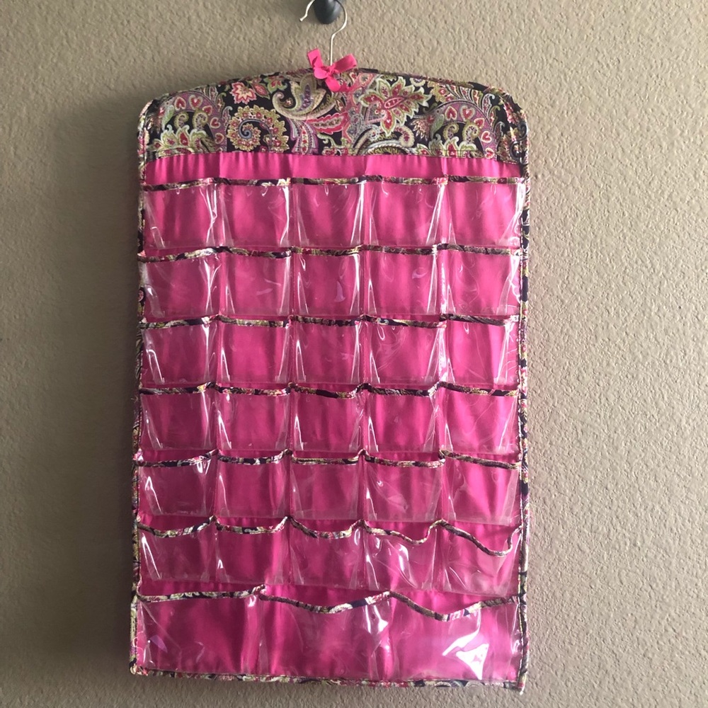 Paisley jewelry hanging holder